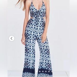ASTR × Urban Outfitters Amara Tie-Dye White & Navy Cutout Jumpsuit